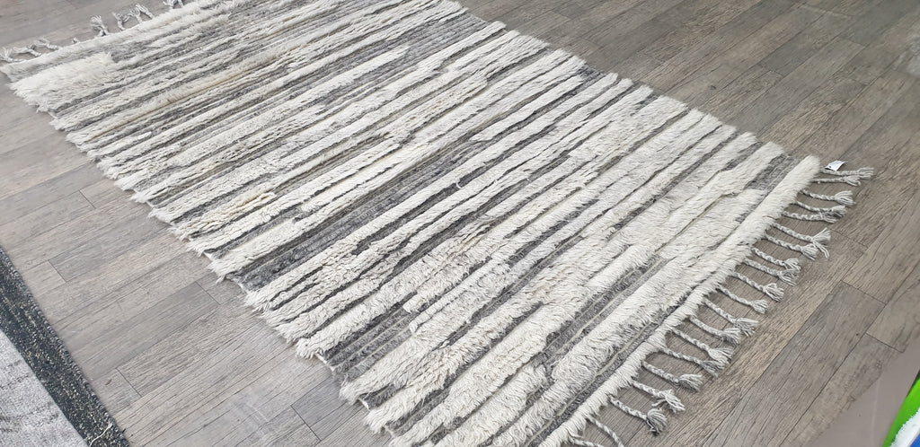 Cloud Strata – Hand-knotted deep-pile rug