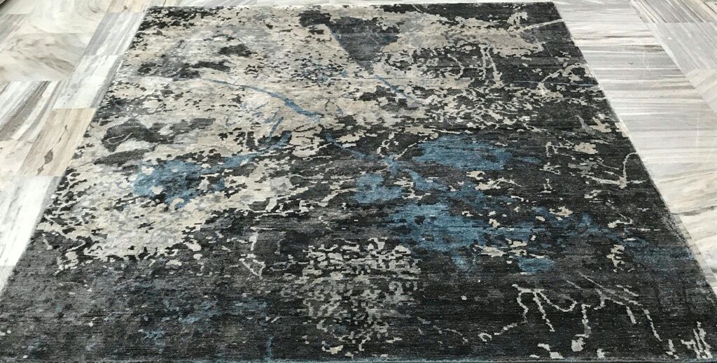 Nocturne Patina – Handgeknüpfter Teppich