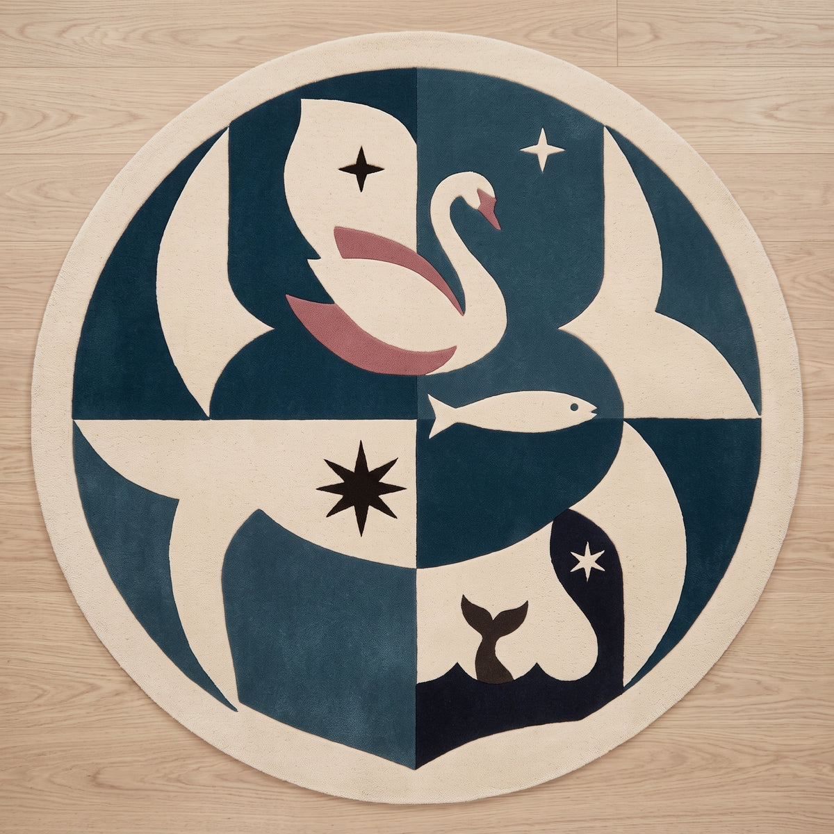 Copenhagen Tales – Handgetufteter Designteppich
