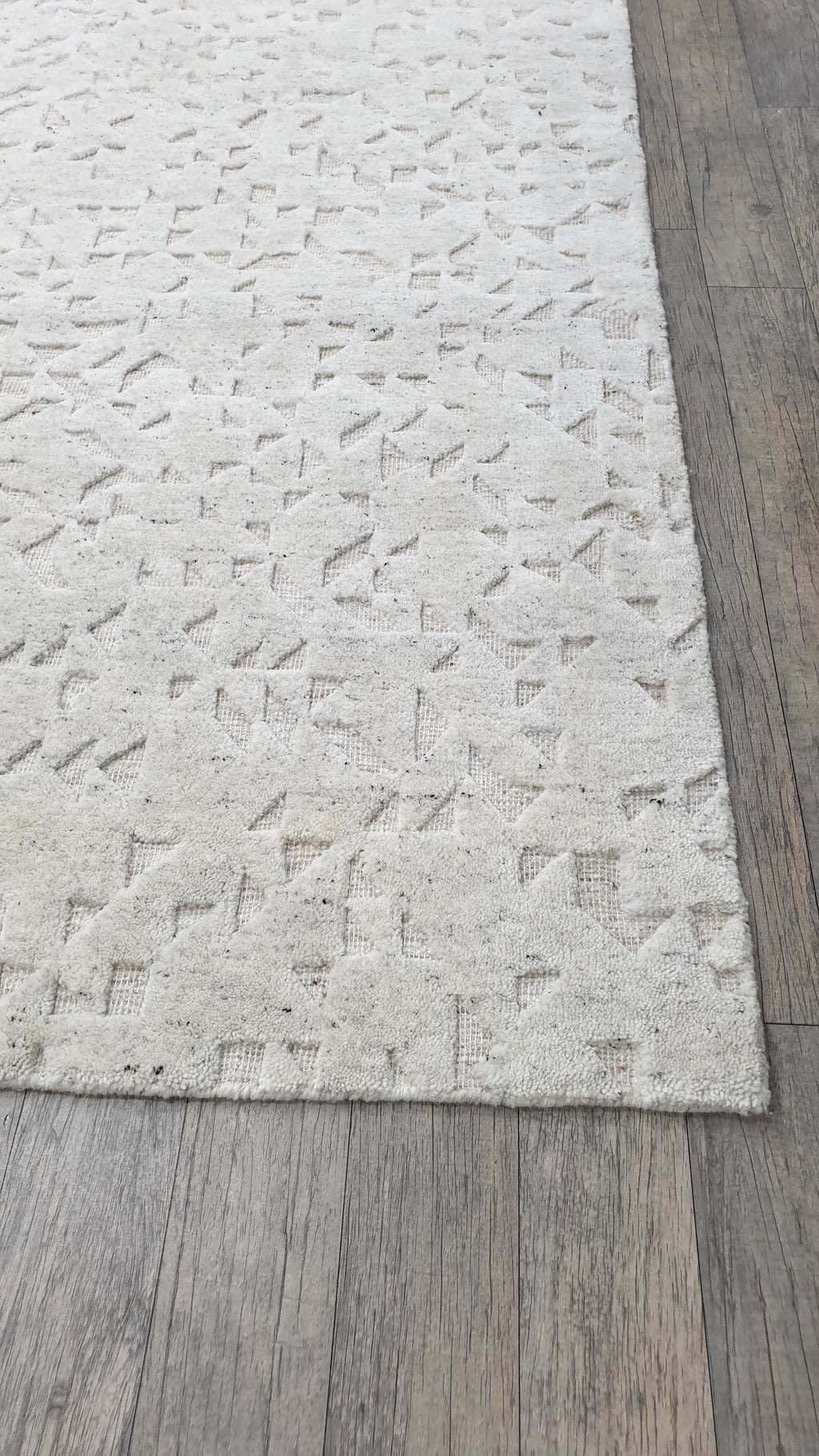 Quiet Mosaic – Handgeknüpfter Teppich