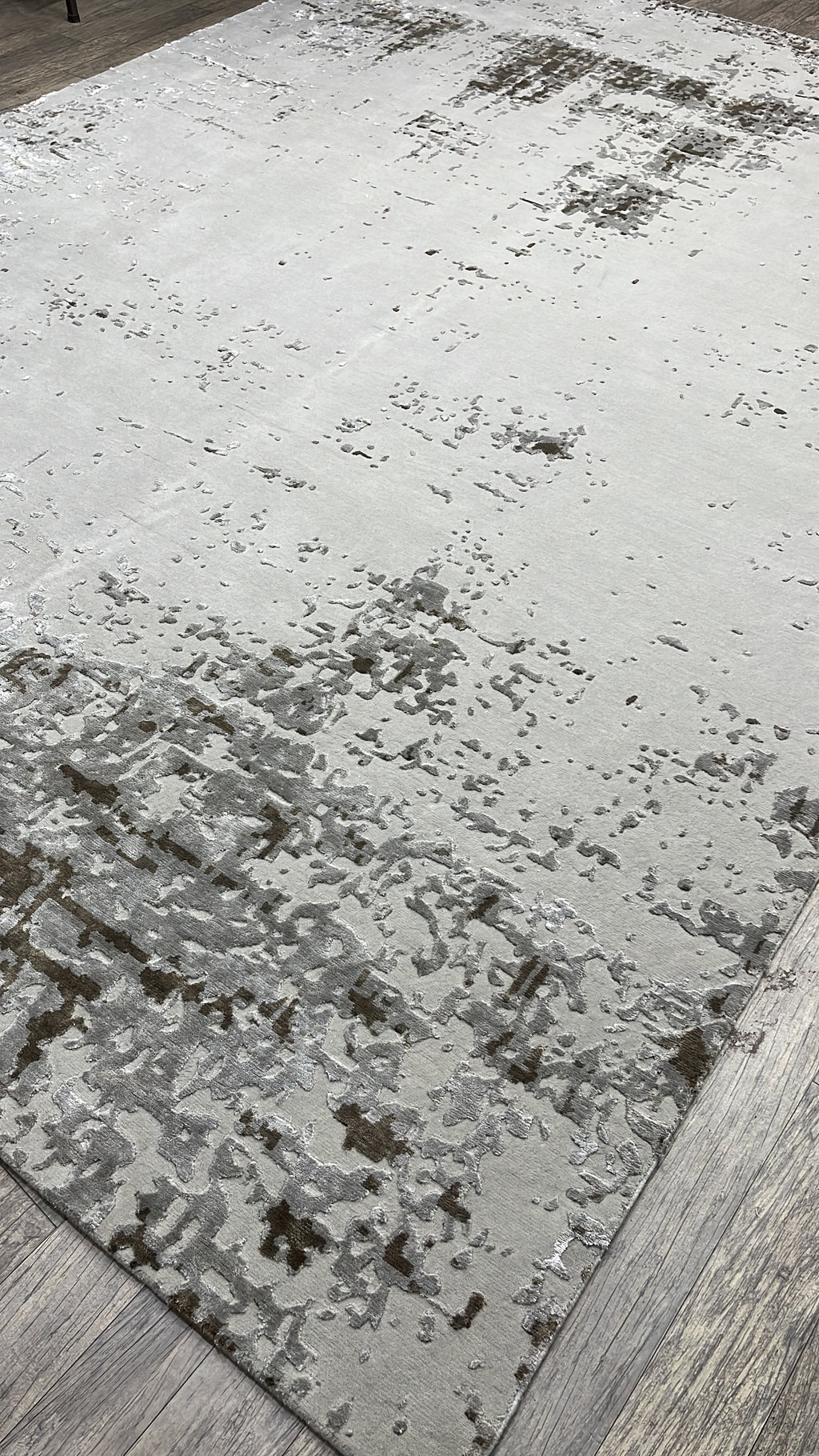 Silver Patina – Hand-knotted rug