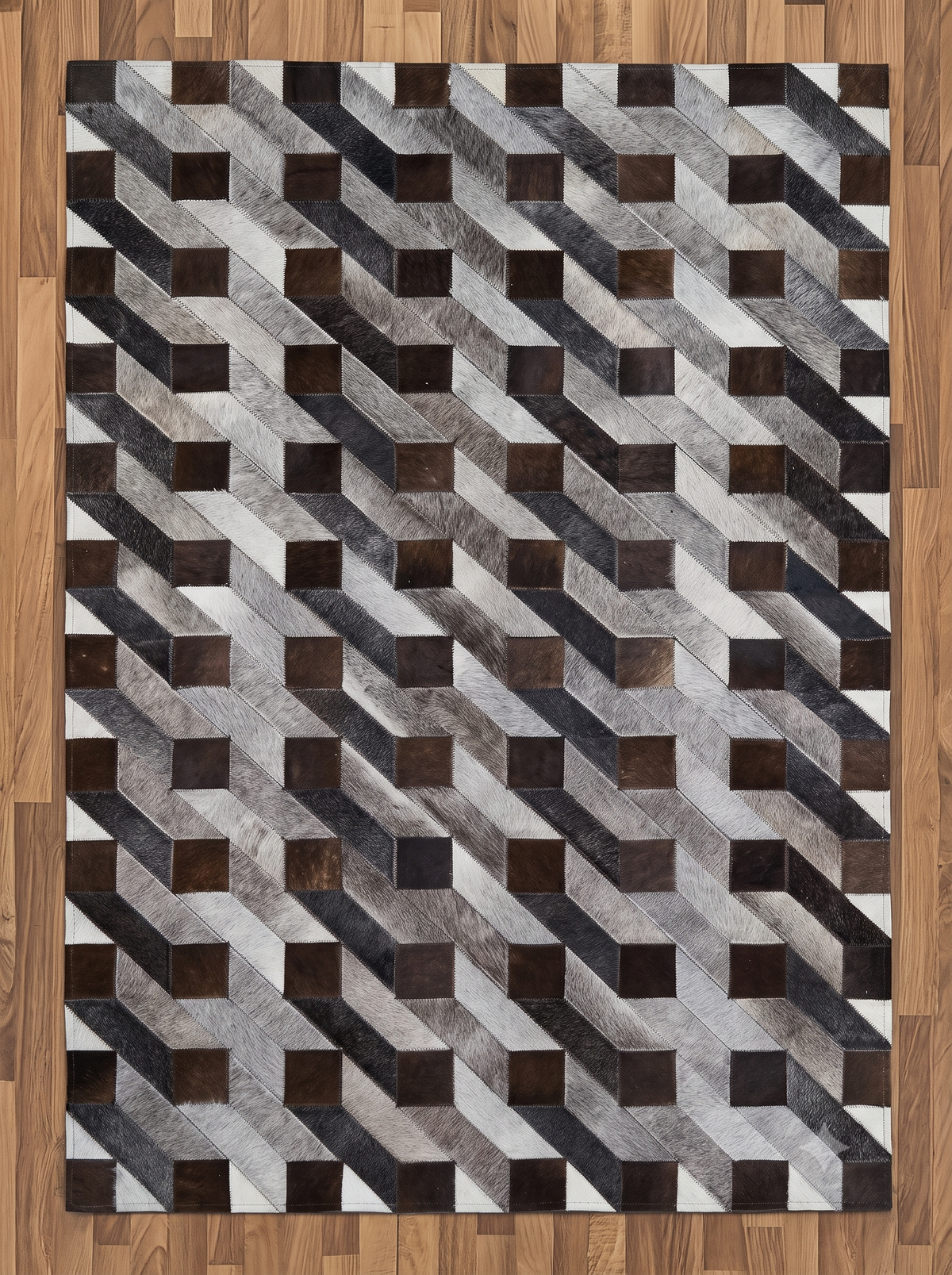 Perspective – Patchwork leather rug with a 3D pattern