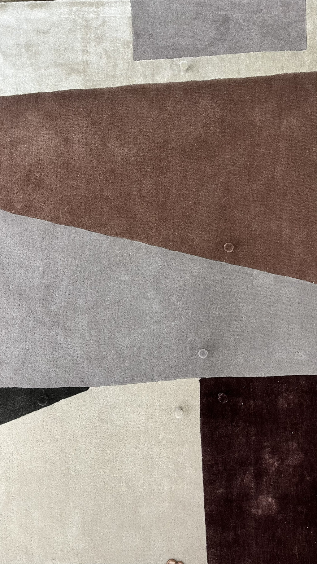Architectural Flow – Hand-tufted rug