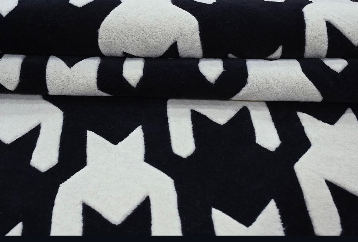 Grand Houndstooth – Teppich mit Hahnentrittmuster
