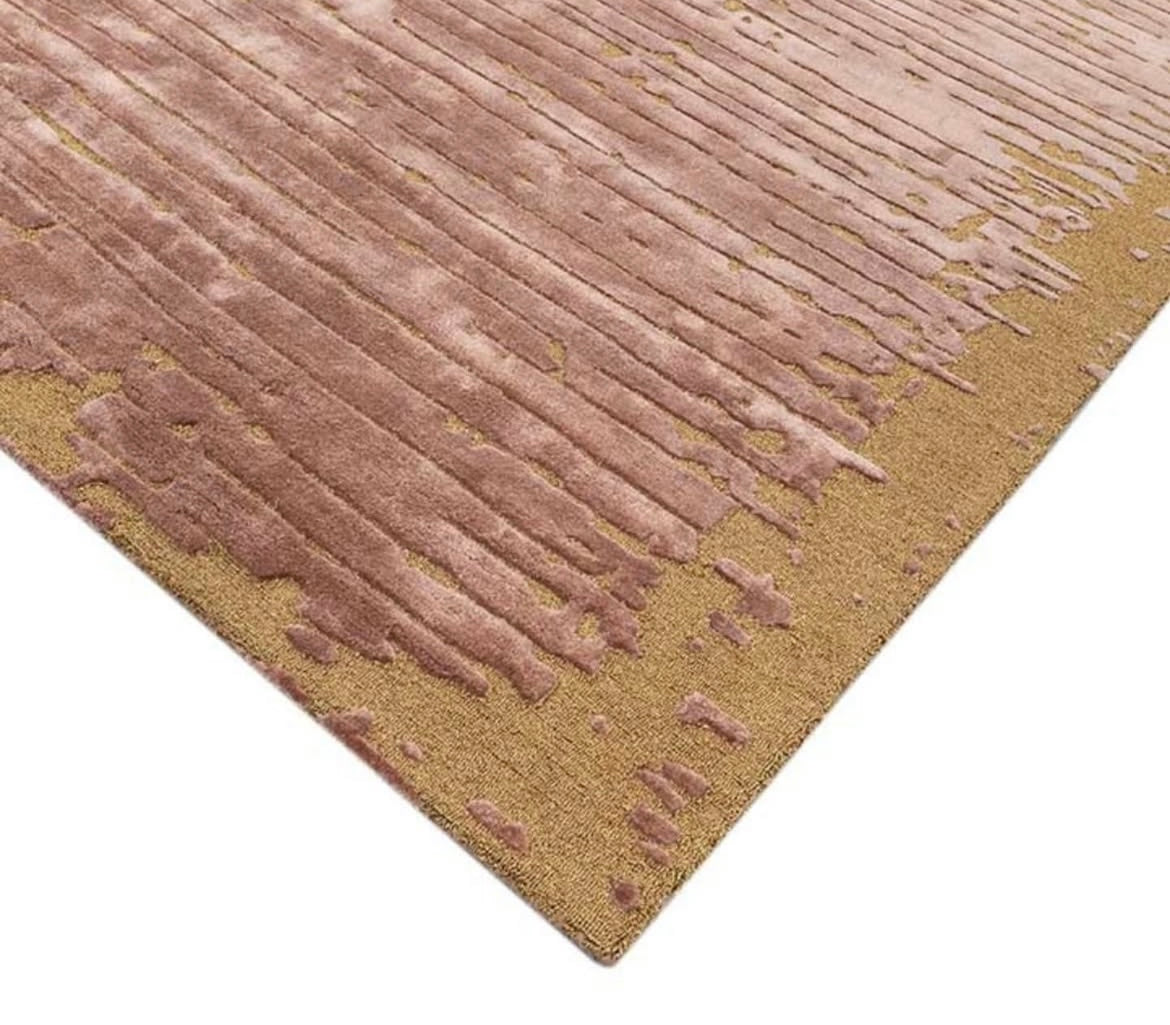 Rose Traces – Abstract rug in dusty rose & gold