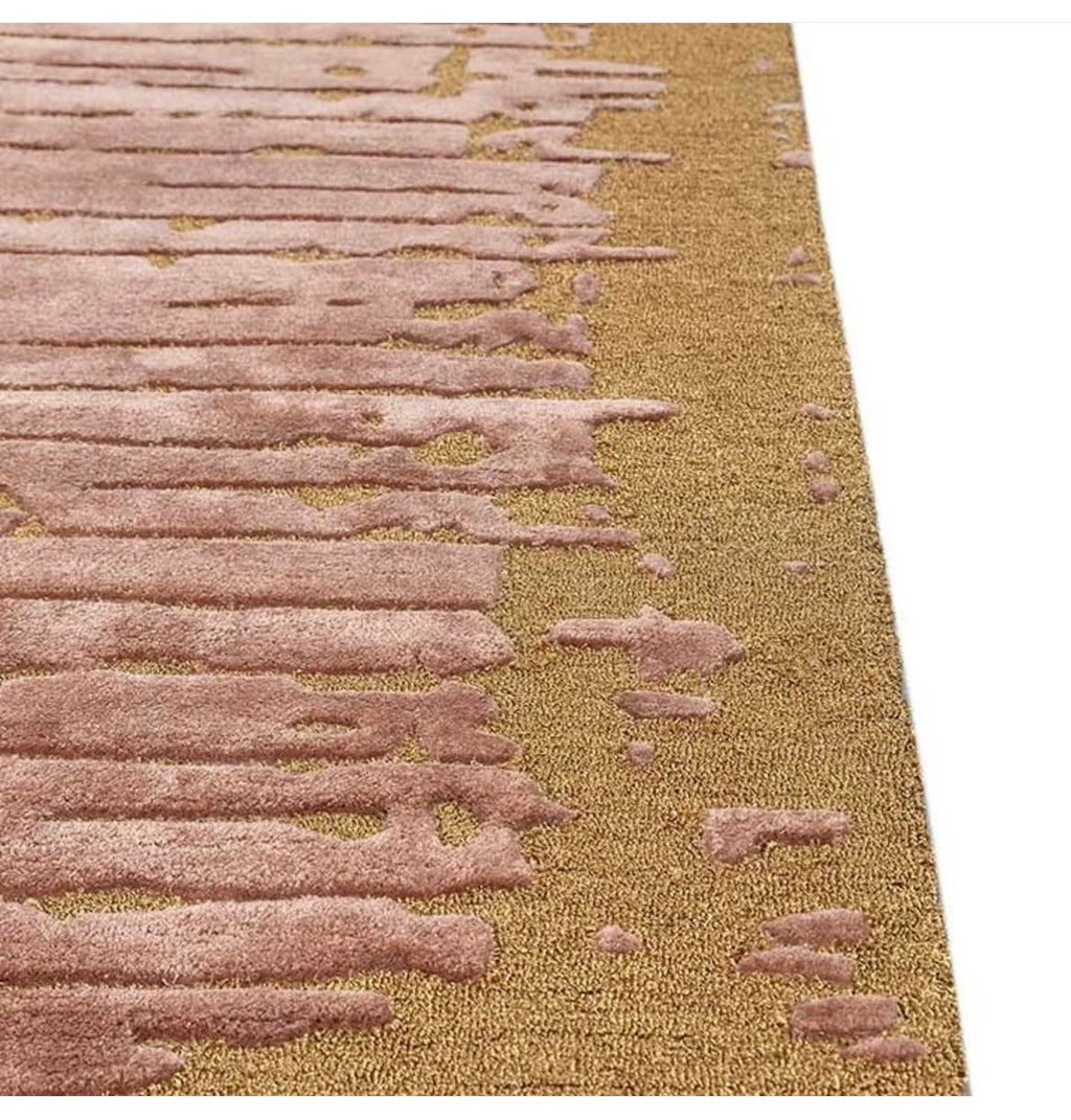 Rose Traces – Abstract rug in dusty rose & gold