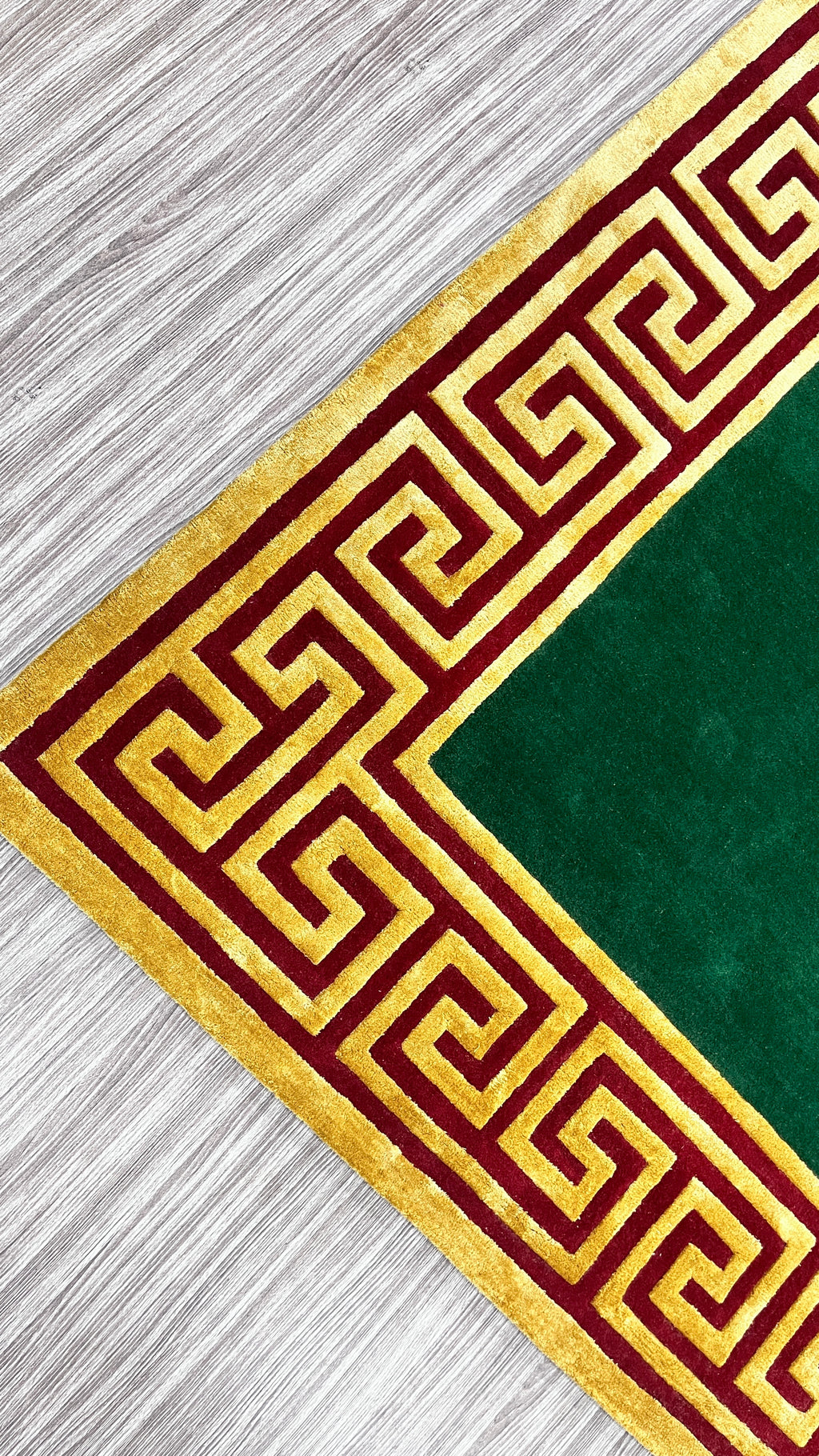 Emerald Meander – Handgetufteter Teppichläufer