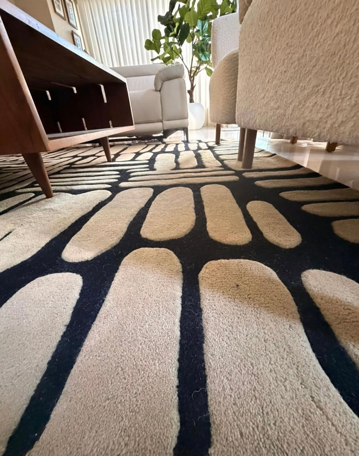 Terra Composition – Geometric rug in cream & brown