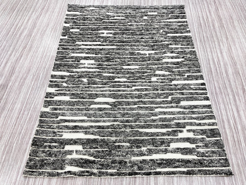 Basalt Lines – Handgeknüpfter Teppich