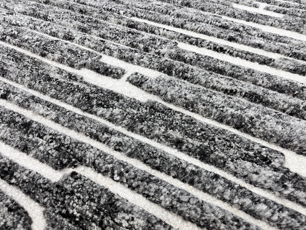 Basalt Lines – Hand-knotted rug