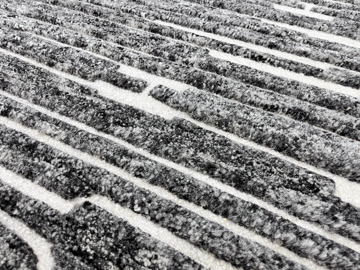 Basalt Lines – Hand-knotted rug