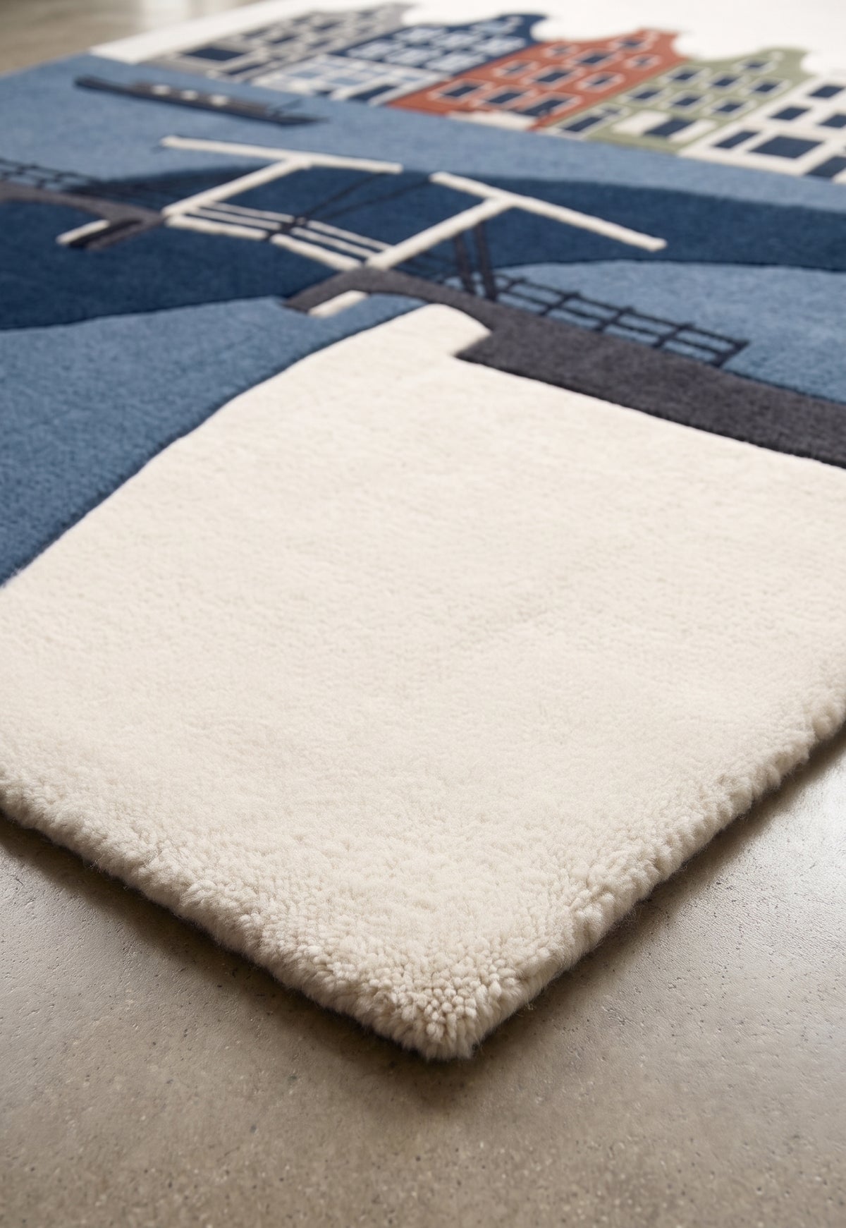 Amsterdam Reverie – Handgetufteter Designteppich