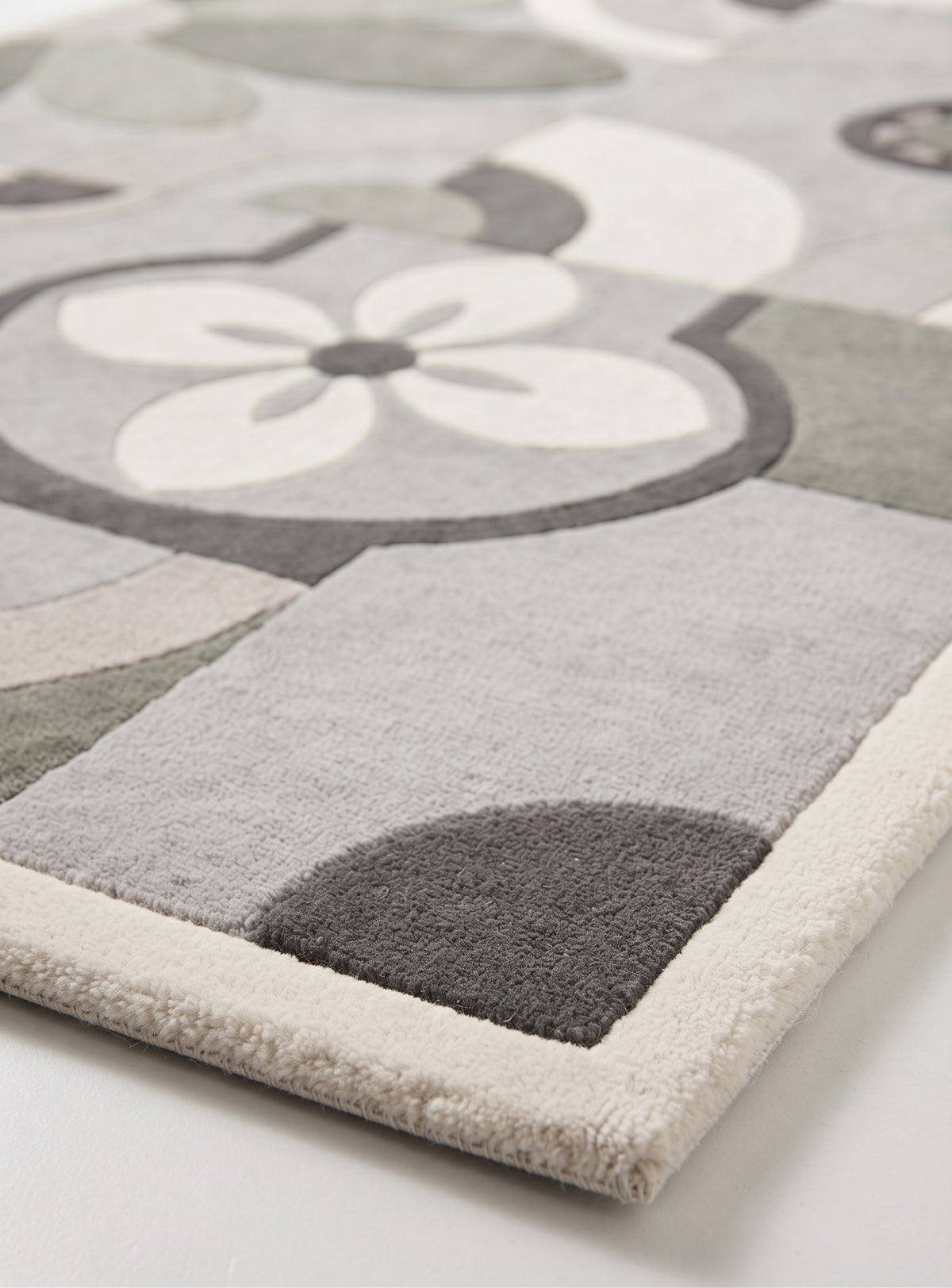 Barcelona Flor – Handgetufteter Designteppich