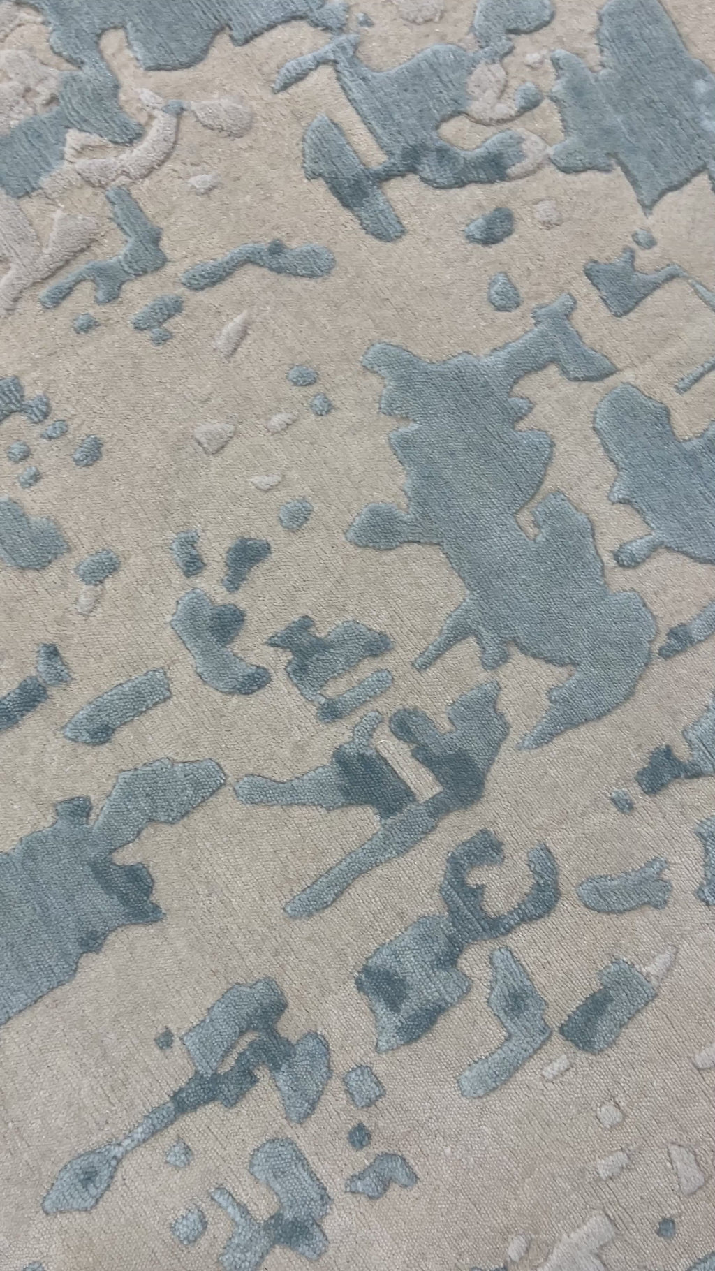 Azure Fresco – Hand-knotted rug