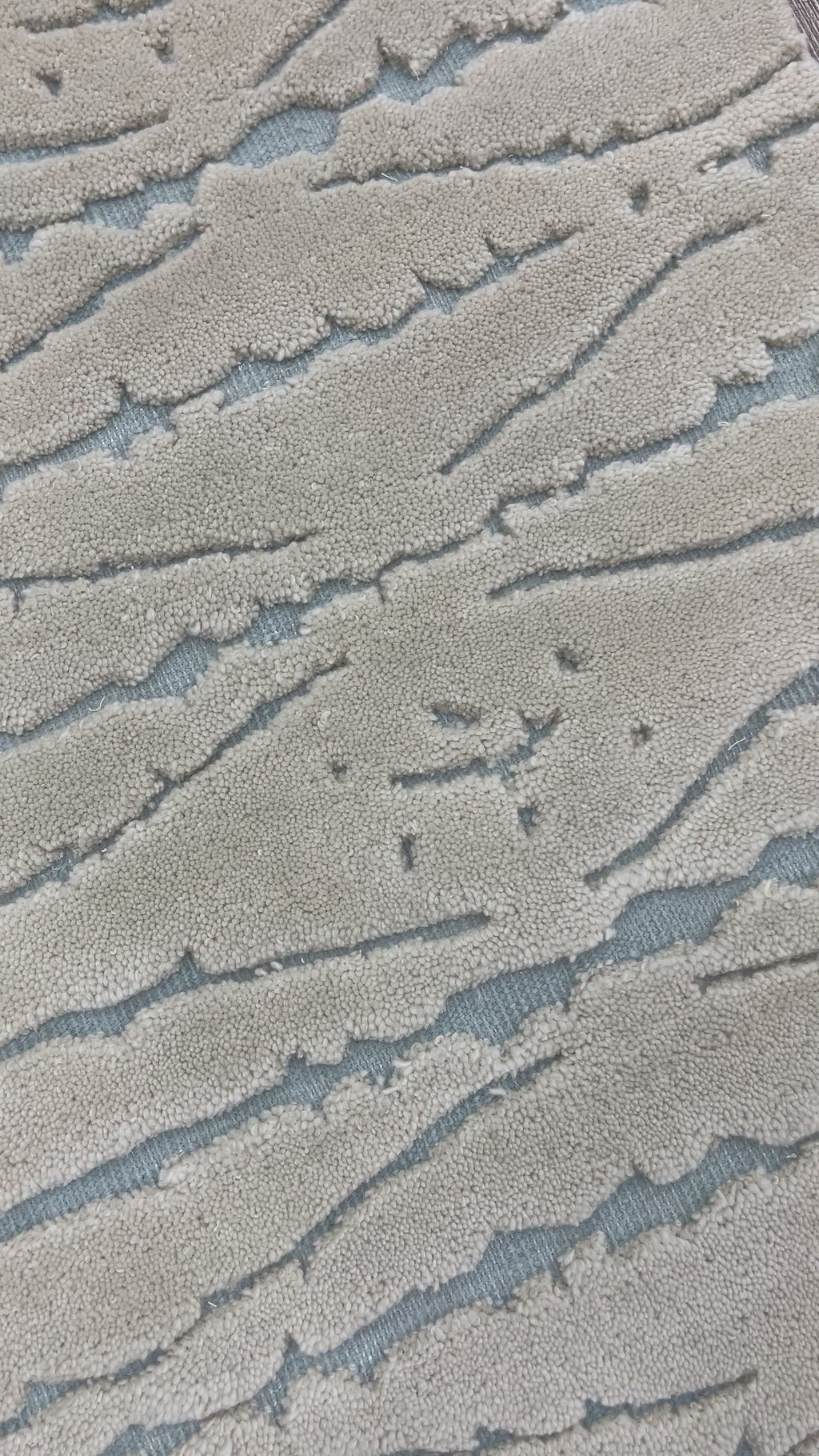 Tidal Relief – Hand-knotted rug