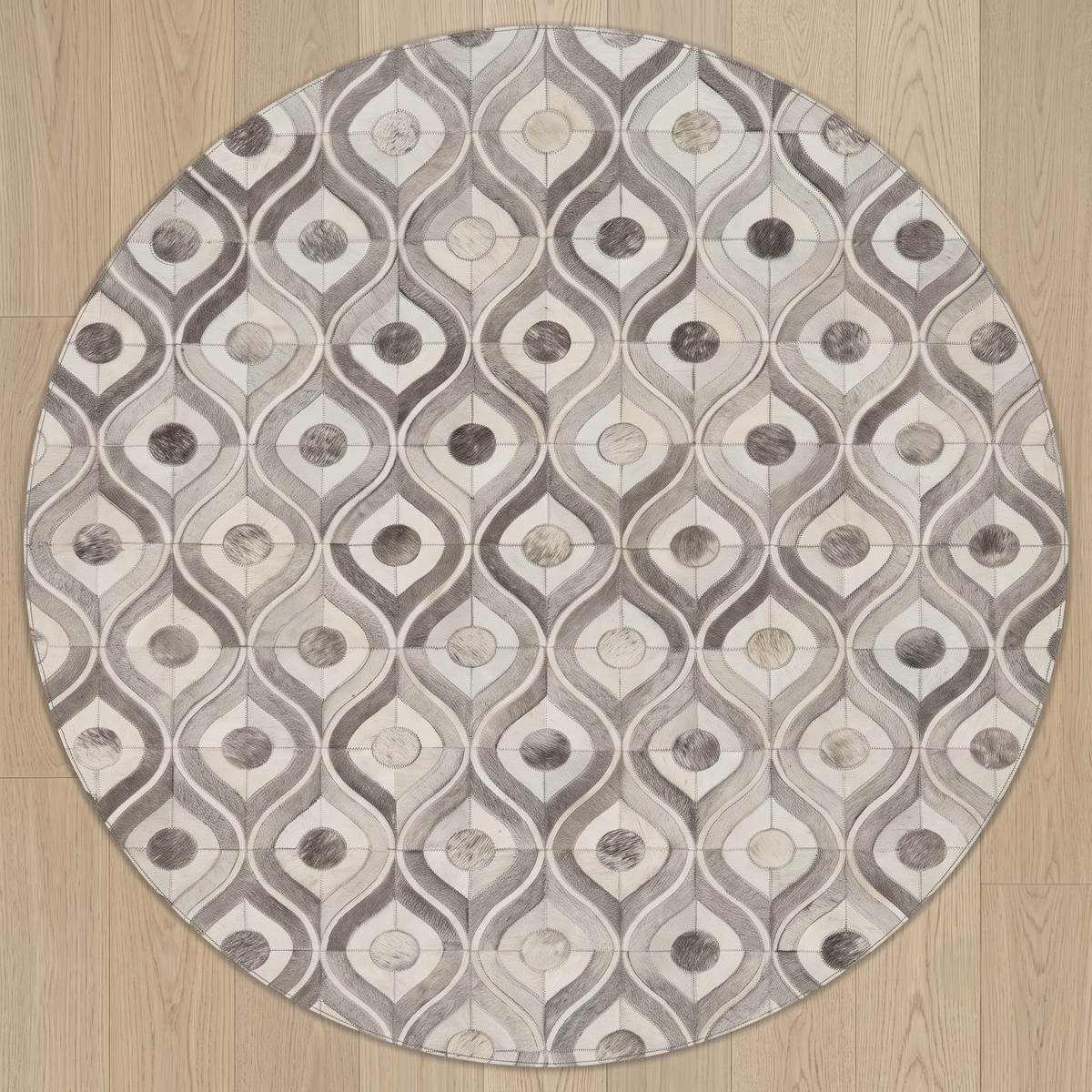 Retro Orbit – Patchwork leather rug